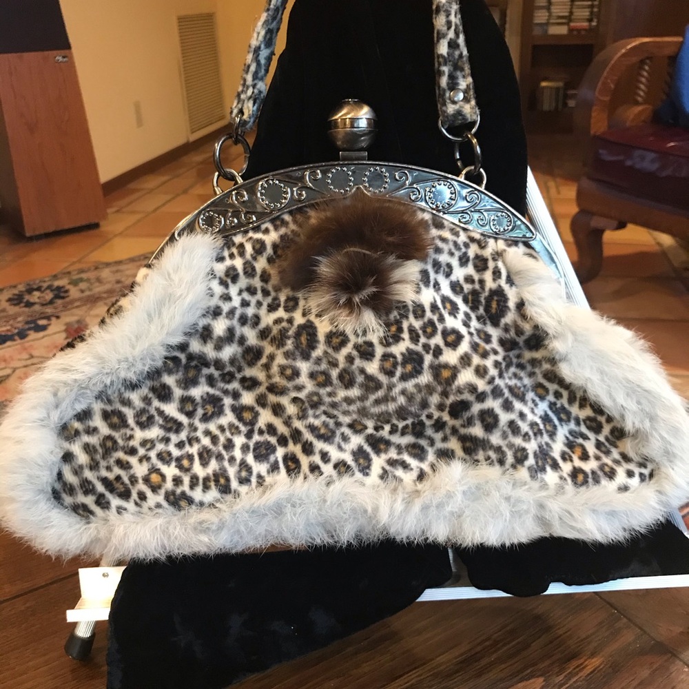 LEOPARD AND FUR BAG